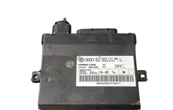 Audi A8 S8 D3 4E Comfort/convenience module 4E0909131