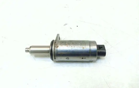 Audi TT TTS RS Mk3 8S Camshaft vanos timing valve 06E103697K