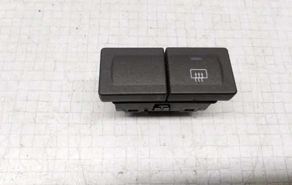 Ford Fiesta Windscreen/window heater switch 6S6T18C621BA
