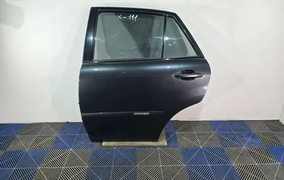Lexus RX 330 - 350 - 400H Rear door PAINTCODE1E0