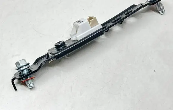 KIA EV6 Seat belt adjustment rail 