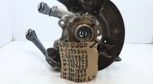 BMW 7 G70 Rear wheel hub spindle/knuckle 6898351MWGK 6898351