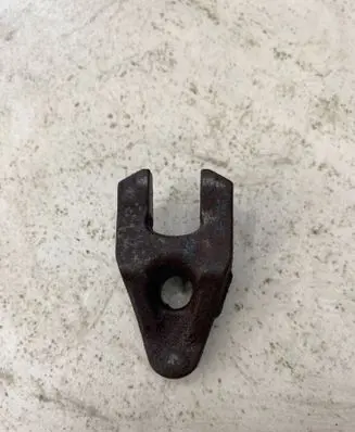 Citroen Berlingo Fuel Injector clamp holder 