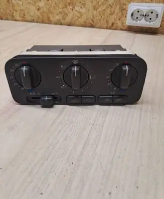 Volvo S70 V70 V70 XC Climate control unit 9459769 18720015