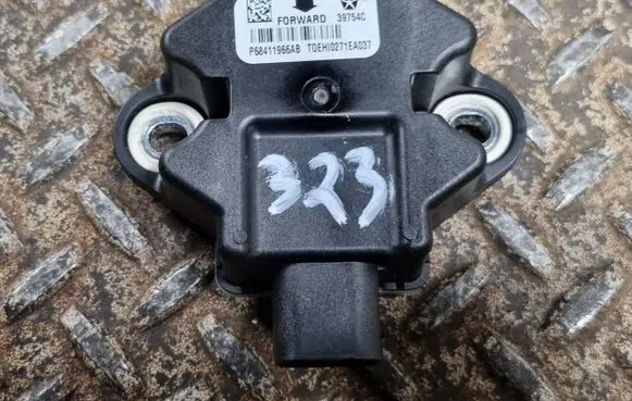 Jeep Grand Cherokee ESP acceleration yaw rate sensor 68411966AB P68411966AB
