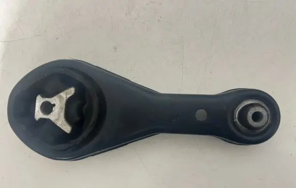 Volkswagen Taigo Gearbox mount 2Q0199851AF