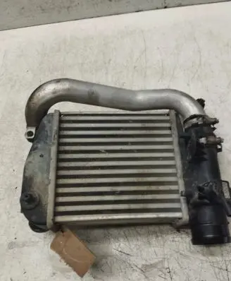 Audi A6 S6 C6 4F Intercooler radiator 4F0145805AF