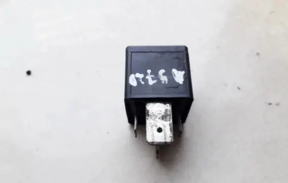 Renault Laguna II Other relay 7700821864