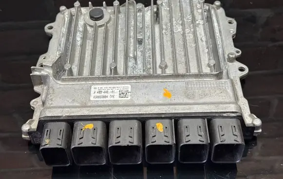 BMW 3 F30 F35 F31 Engine control unit/module 0261S19743 8489449