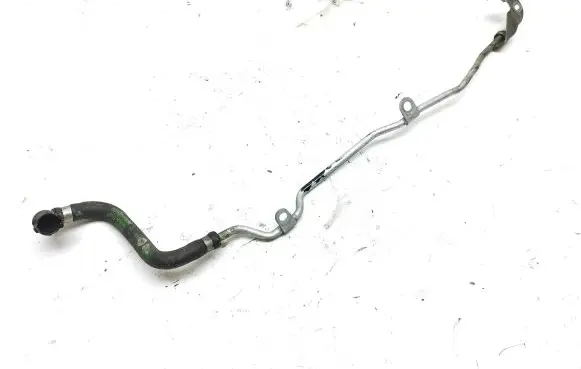 BMW 5 F10 F11 Engine coolant pipe/hose 18986210
