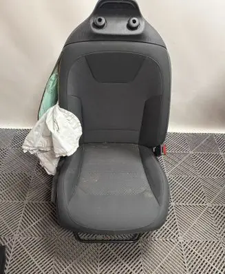 KIA Niro Front passenger seat 