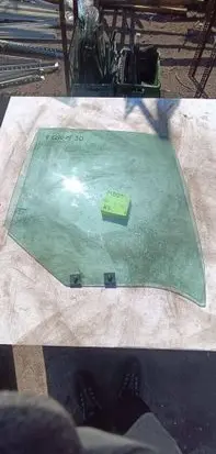 Renault Clio II Rear door window glass 1212123