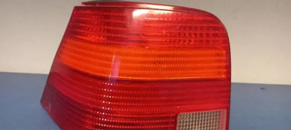 Volkswagen Golf IV Rear/tail lights 67736972