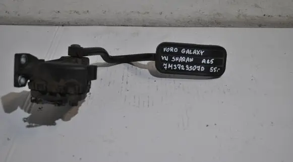 Volkswagen Sharan Accelerator throttle pedal 7M3723507D YM219F836FB
