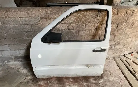 Volkswagen Golf III Front door