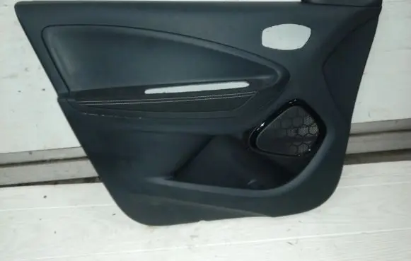 Renault Zoe Front door card panel trim MP6834