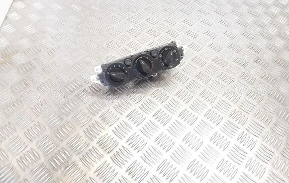 Ford C-MAX I Climate control unit 3M5T19980AC