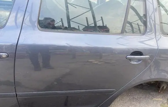 Skoda Octavia Mk2 (1Z) Rear door 