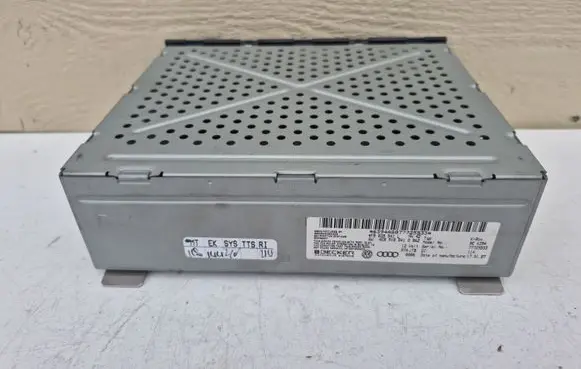 Audi A6 S6 C6 4F Sound amplifier 4F0035541L 4E0910541Q