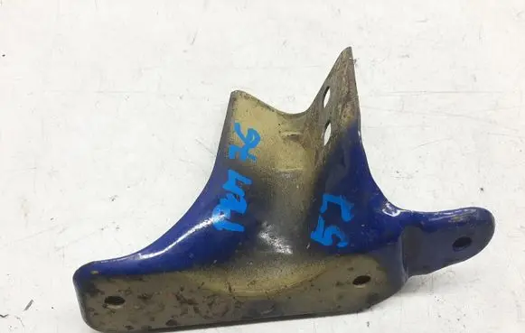 Skoda Fabia Mk2 (5J) Fender mounting bracket 5J0821141