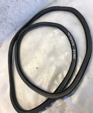 Ford Mondeo MK V Rubber seal front door (on door) 