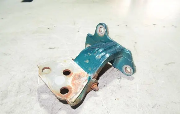 Subaru SVX Front door upper hinge HS76