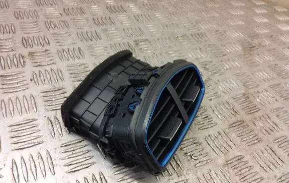 Hyundai Ioniq Dash center air vent grill 97040G2000