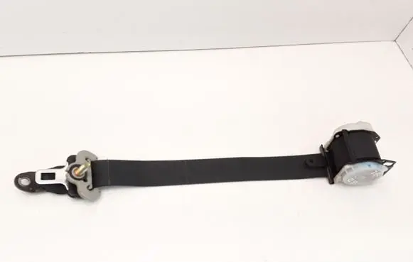 Mitsubishi Lancer Rear seatbelt E40432152 0432152