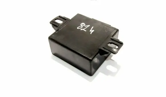Audi A6 S6 C5 4B Day light relay 4B0907357