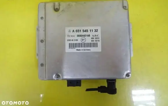 Mercedes-Benz S W220 Engine control unit/module A0315451132 00004421A8