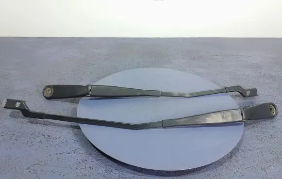 Volvo S80 Front wiper blade arm 30655054