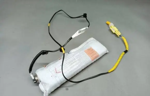 Suzuki Swift II Seat airbag