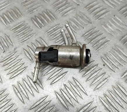 Mercedes-Benz GLE W167 AdBlue injector A2C95505300 A0004904100