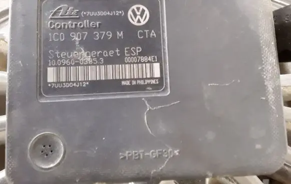 Volkswagen Golf IV ABS Pump 00007884E1 1C0907379M 10096003853