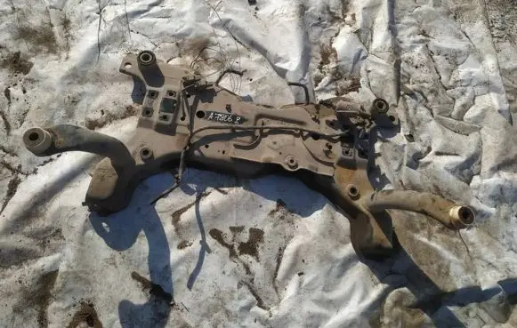 Ford Kuga I Front subframe