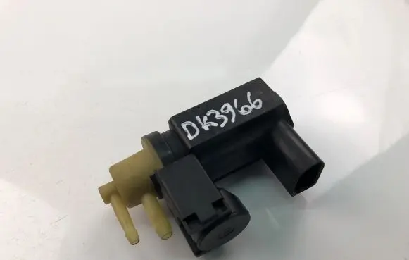 Volvo V60 Turbo solenoid valve 31339808