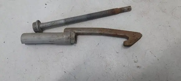 Mercedes-Benz Sprinter W906 Spare wheel bolt
