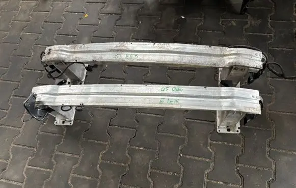 Audi Q5 SQ5 Front bumper support beam 8R0