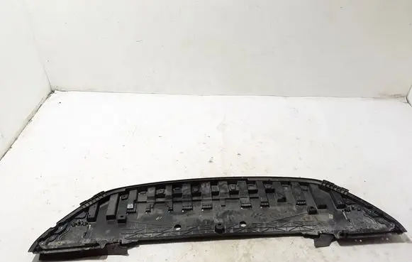 Dacia Sandero III Engine splash shield/under tray 622350503R