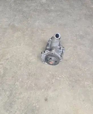 Toyota RAV 4 (XA40) Water pump 2241000432