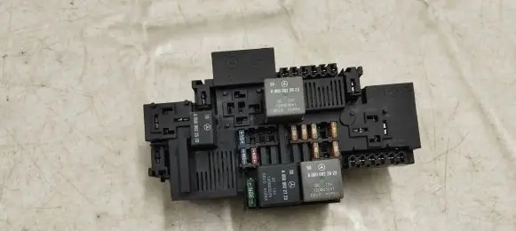 Mercedes-Benz C W205 Fuse box set A2229063701