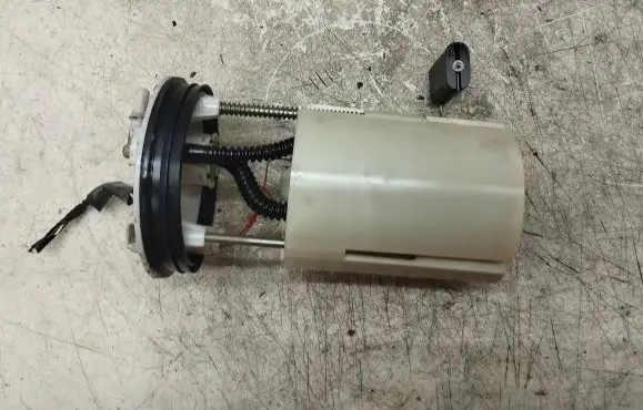 Toyota Corolla E120 E130 In-tank fuel pump 20M6F22