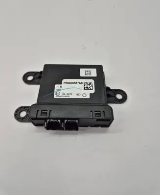 Chrysler Pacifica Gateway control module P68403887AC 19224 10R059778