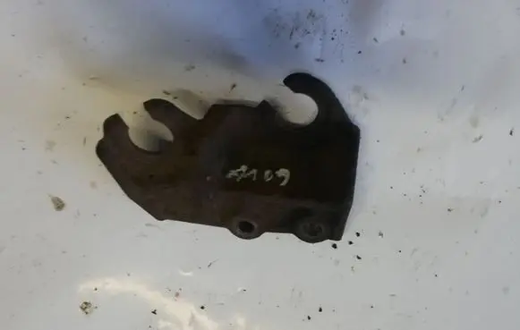 Toyota Yaris Other engine bay part NOCODE