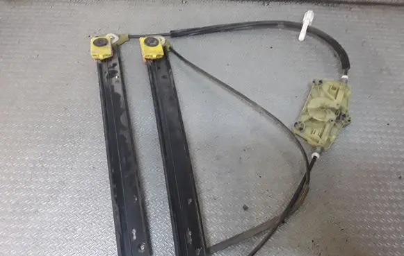 Audi A6 S6 C6 4F Front window lifting mechanism without motor 