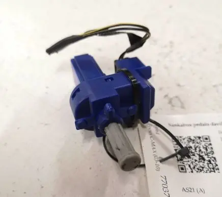 Clutch pedal sensor