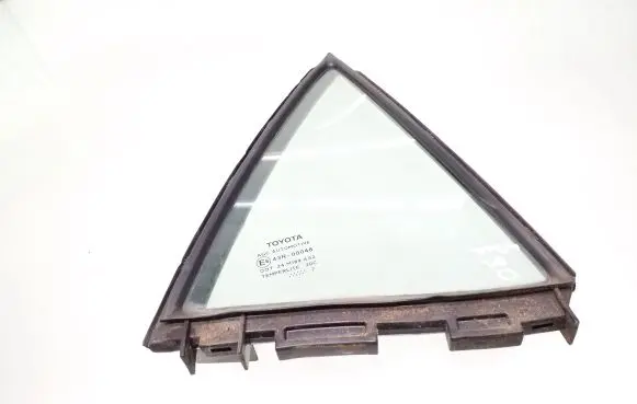 Rear vent window glass
