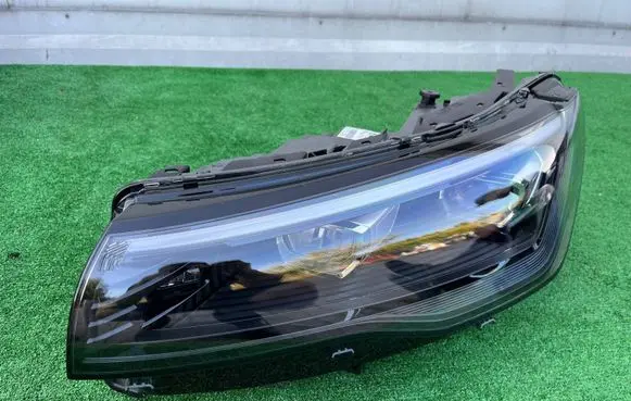 Volkswagen Tiguan Headlight/headlamp 571941035A