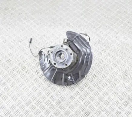 BMW X3 F25 Front wheel hub 6787680 6787514