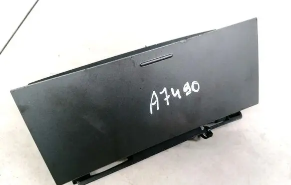 Peugeot 407 Car ashtray 9644562177 A1047513